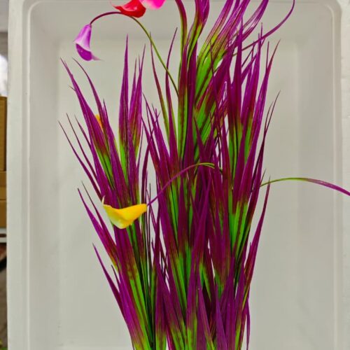 Planta plastica Lirio violeta en flor 60 cm frondosa con base ancha