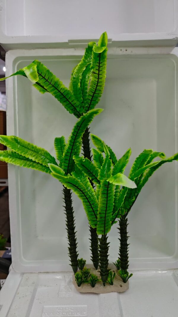 Planta plastica Helecho 60 cm frondoso con base ancha
