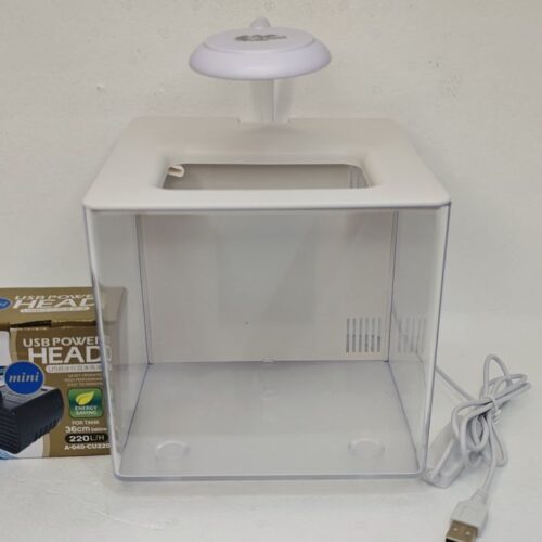 Nano tanque blanco 18-15-16 cm 4.5 litros con wet, bomba y luz incorporado