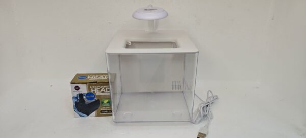 Nano tanque blanco 18-15-16 cm 4.5 litros con wet, bomba y luz incorporado
