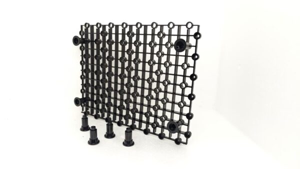 Placa Luger (c/4 pies elevan 2.5 del fondo) (27*20 cm)